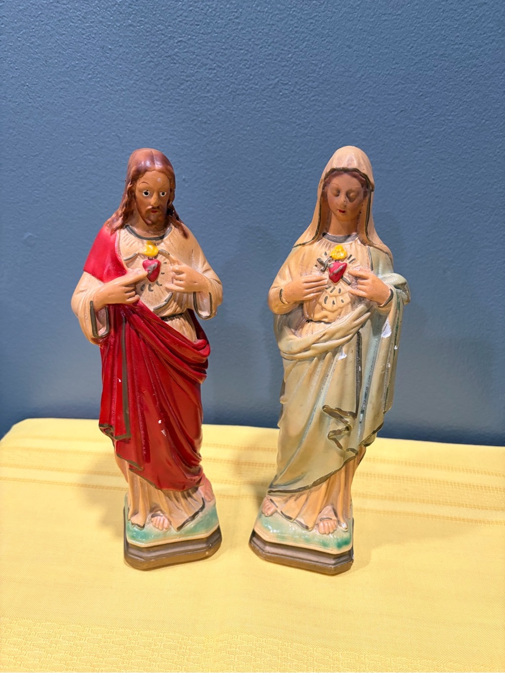 VTG Dated 1976 Sacred Heart of Jesus & Mary Chalkware Statue Set Catholic